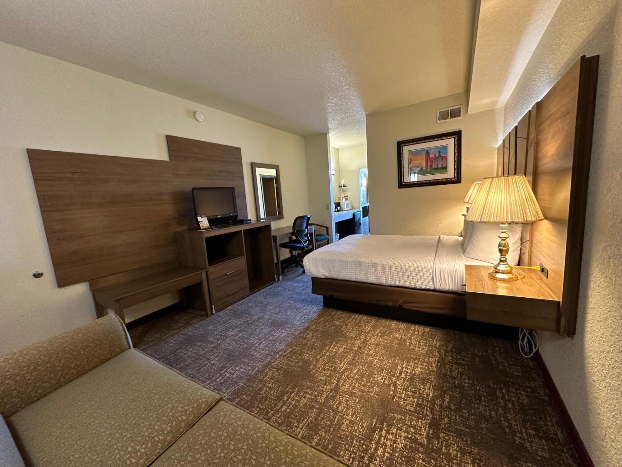 Mackinaw Beach And Bay Inn & Suites Mackinaw City Eksteriør billede
